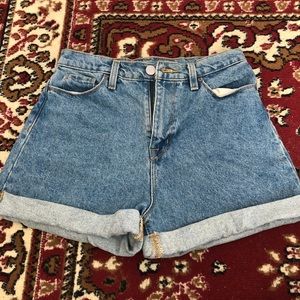 BDG MOM HIGH RISE SHORTS